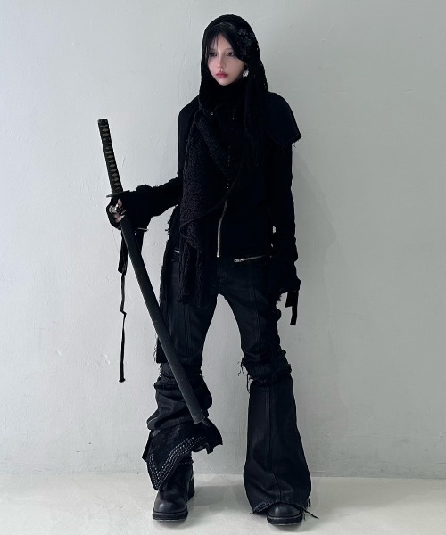 YIKAI LABORATORY（イカイラボラトリー）の「【YIKAI LABORATORY】syncope waxed denim / 【イカイラボラトリー】ダメージフレアデニムパンツ＜着用動画あり＞（デニムパンツ・メンズ・ブラック・02/01）」の10枚目の写真