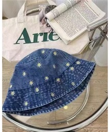 CHEER（チアー）の「小花刺繍入りデニムバケツハット（ハット）」