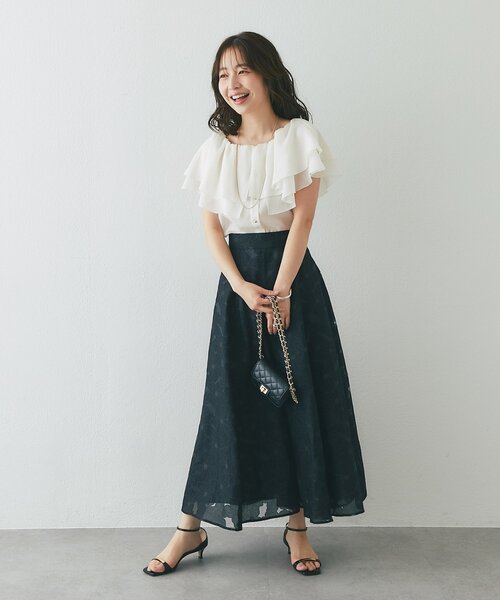 La boutique BonBon(ラブティックボンボン)の「【差がつく上品見え】ケープ風ノースリブラウス(シャツ/ブラウス・レディース・アイボリー/バイオレット/ネイビー・FREE)」の22枚目の写真