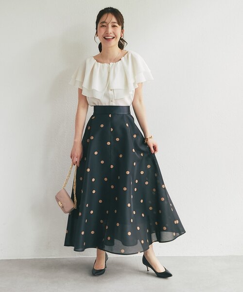 La boutique BonBon(ラブティックボンボン)の「【差がつく上品見え】ケープ風ノースリブラウス(シャツ/ブラウス・レディース・アイボリー/バイオレット/ネイビー・FREE)」の5枚目の写真