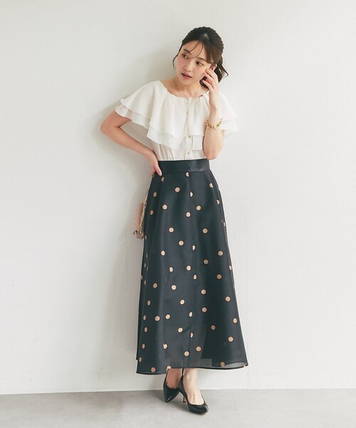 La boutique BonBon(ラブティックボンボン)の「【差がつく上品見え】ケープ風ノースリブラウス(シャツ/ブラウス・レディース・アイボリー/バイオレット/ネイビー・FREE)」の6枚目の写真