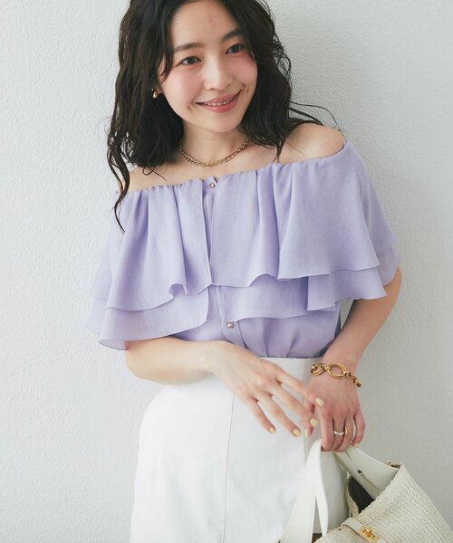 La boutique BonBon(ラブティックボンボン)の「【差がつく上品見え】ケープ風ノースリブラウス(シャツ/ブラウス・レディース・アイボリー/バイオレット/ネイビー・FREE)」の4枚目の写真