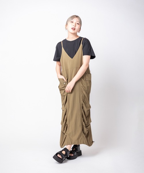 OSMOSIS（オズモーシス）の「2WAYギャザーワンピース（ワンピース・レディース・ベージュ/ブラック/カーキ・ONE SIZE）」の22枚目の写真