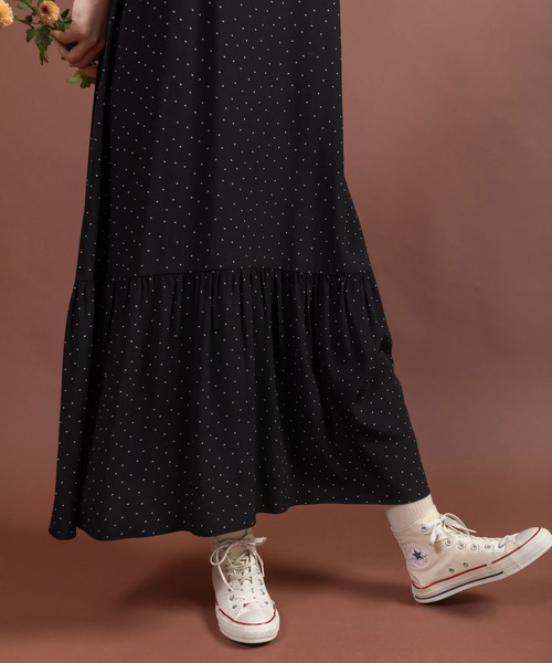 CHILD WOMAN(チャイルドウーマン)の「レーヨンちりめん抜染ドットプリントキャミワンピース(ワンピース・レディース・ブラック・FREE)」の9枚目の写真