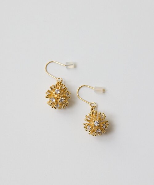 ear PAPILLONNER(イアパピヨネ)の「フラッシュジルコニアピアス(ピアス(両耳用)・レディース・ゴールド/シルバー・FREE)」の6枚目の写真