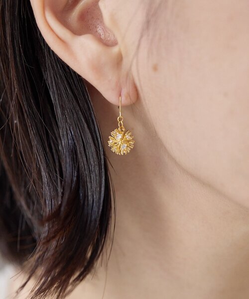 ear PAPILLONNER(イアパピヨネ)の「フラッシュジルコニアピアス(ピアス(両耳用)・レディース・ゴールド/シルバー・FREE)」の12枚目の写真