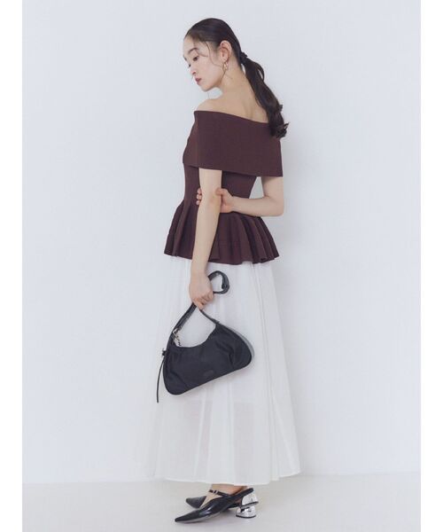 LAGUNAMOON(ラグナムーン)の「ペプラムオフショルニットプルオーバー 【夏服】【半袖】(ニット/セーター・レディース・ブラウン/ホワイト/レッド・FREE)」の13枚目の写真