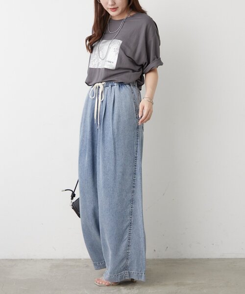 Remind me and forever（リマインドミーアンドフォーエバー）の「【ひんやりタッチ】接触冷感カノコ箔かすれプリントＴシャツ（Tシャツ/カットソー・レディース・オフホワイト/チャコールグレー/ブラック・FREE）」の11枚目の写真