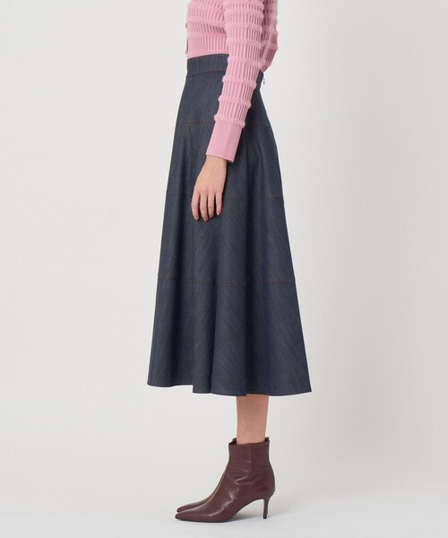 ANAYI(アナイ)の「デニムライク切り替え スカート〈セットアップ対応商品〉(スカート・レディース・ネイビー/ブルー・38/36)」の4枚目の写真