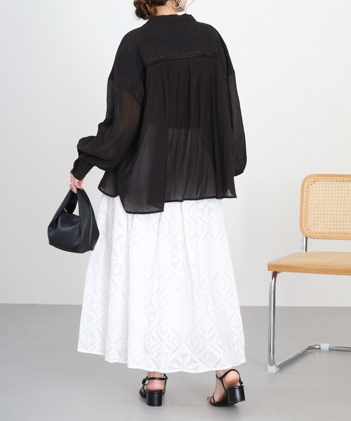 Fanaka(ファナカ)の「アンティーク刺繍前開きブラウス 長袖(シャツ/ブラウス・レディース・ブラック・FREE)」の12枚目の写真