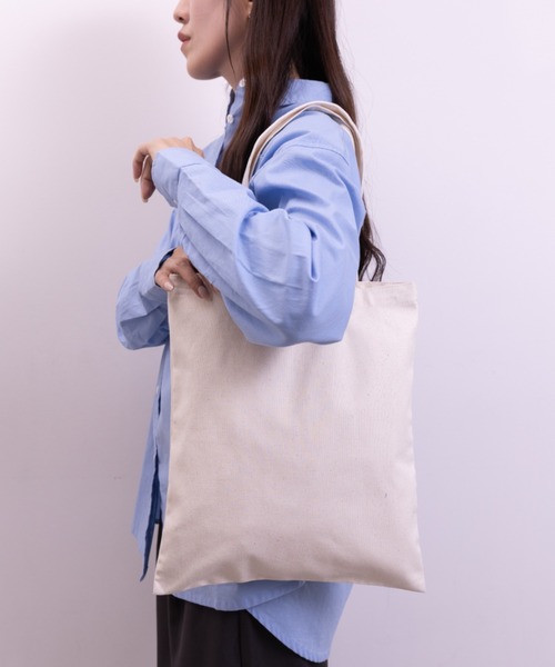 NEWTRAL PRODUCTS(ニュートラルプロダクツ)の「101 Basic Tote Bag Mサイズ/無地トート コットン100% エコバッグ/101 Basic Tote Bag Mサイズ(トートバッグ・レディース・ブラック/ナチュラル・M)」の4枚目の写真