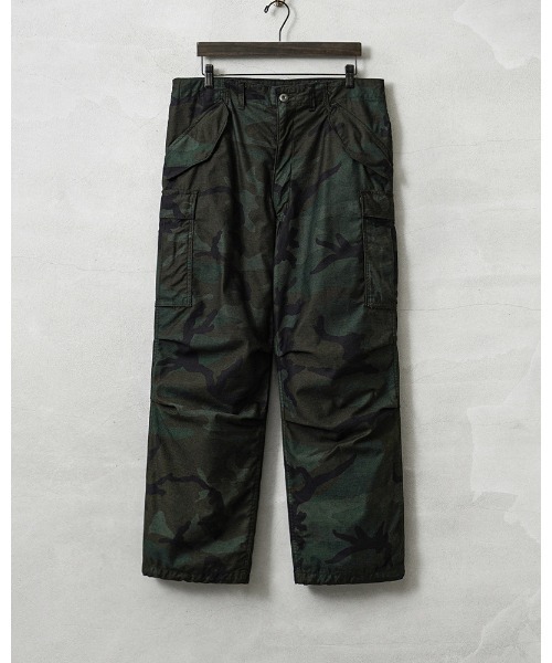MILITARY(ミリタリー)の「実物 新品 デッドストック 米軍 M-65フィールドカーゴパンツ DARK WOODLAND CAMO / 製品染め(カーゴパンツ・メンズ・ブラック系その他・S-Regular/L-Regular/M-Regular)」の1枚目の写真