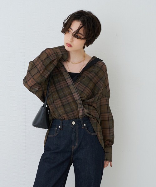 Rouge vif(ルージュヴィフ)の「P/R強撚シアーチェック2WAYシャツ/カシュクールシャツ(シャツ/ブラウス・レディース・グリーン/ベージュ・フリー)」の9枚目の写真