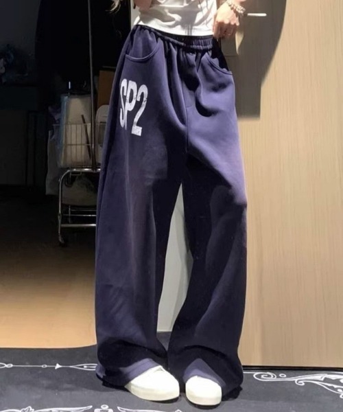 Ritzy(リッツィー)の「ヴィンテージプリント ワイドスウェットパンツ(スウェットパンツ・レディース・ネイビー・S/M)」の5枚目の写真