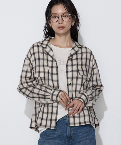 COMME CA Wardrobe(コムサワードローブ)の「オンブレーチェック シャツ(シャツ/ブラウス・レディース・アイボリー/ブラック・FREE)」の2枚目の写真