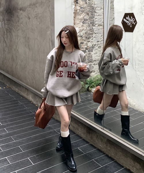 Ressaca（レサーカ）の「スウェット＆ミニスカート セットアップ（セットアップ・レディース・グレー/ネイビー・M）」の19枚目の写真