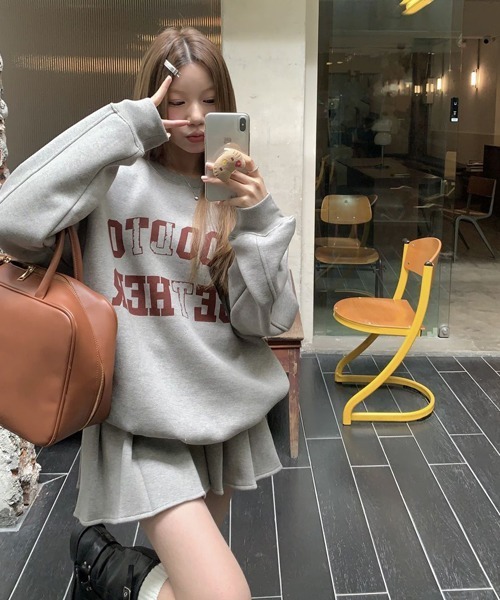 Ressaca（レサーカ）の「スウェット＆ミニスカート セットアップ（セットアップ・レディース・グレー/ネイビー・M）」の18枚目の写真