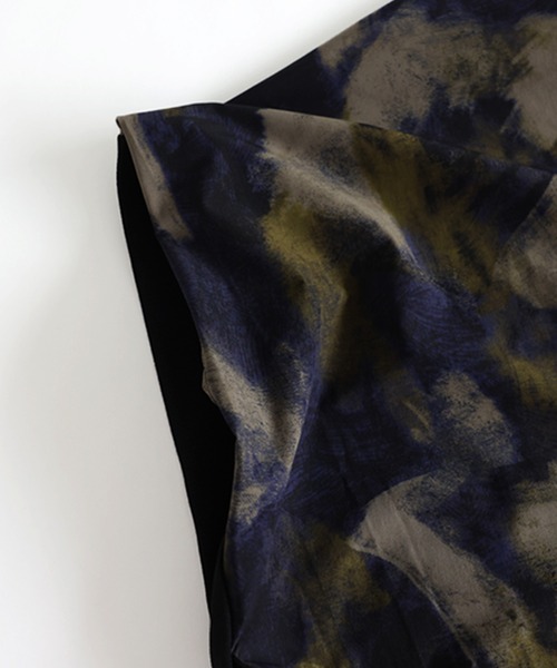 antiqua(アンティカ)の「アート柄 切替 コクーン ワンピース(ワンピース・レディース・ブラック・ONESIZE)」の11枚目の写真