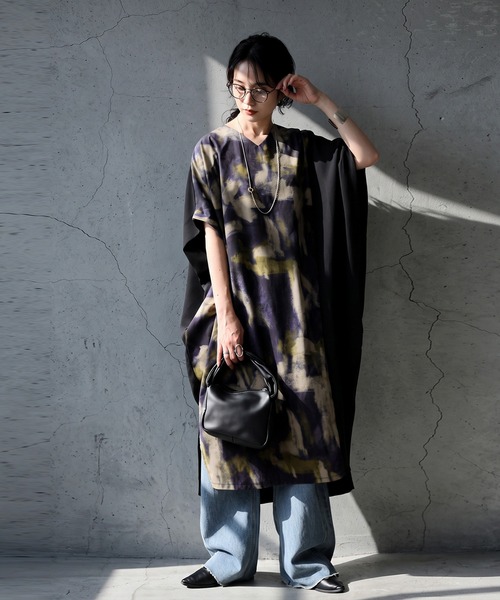 antiqua(アンティカ)の「アート柄 切替 コクーン ワンピース(ワンピース・レディース・ブラック・ONESIZE)」の3枚目の写真