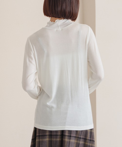 GLACIER lusso(グラシアルッソ)の「メローハイネック(Tシャツ/カットソー・レディース・ダークブルー/アイボリー/ブラック/レッド/杢グレー・L/LL/M/S)」の14枚目の写真