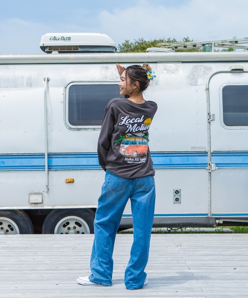 LOCALMOTION HAWAII(ローカルモーション ハワイ)の「ハワイ&リゾートバスサガラ刺繍ロングTシャツ(Tシャツ/カットソー・メンズ・チャコールグレー/ライトグレー・SMALL/X-LARGE/LARGE/MEDIUM)」の6枚目の写真