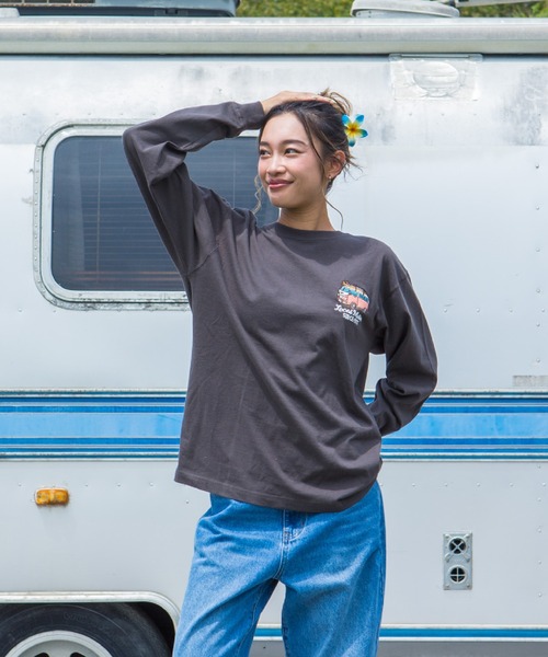 LOCALMOTION HAWAII(ローカルモーション ハワイ)の「ハワイ&リゾートバスサガラ刺繍ロングTシャツ(Tシャツ/カットソー・メンズ・チャコールグレー/ライトグレー・SMALL/X-LARGE/LARGE/MEDIUM)」の8枚目の写真
