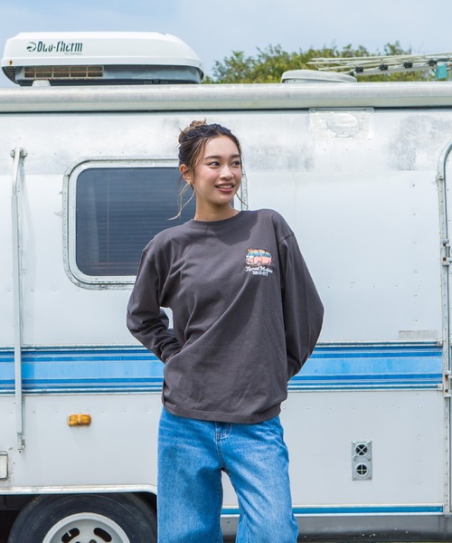 LOCALMOTION HAWAII(ローカルモーション ハワイ)の「ハワイ&リゾートバスサガラ刺繍ロングTシャツ(Tシャツ/カットソー・メンズ・チャコールグレー/ライトグレー・SMALL/X-LARGE/LARGE/MEDIUM)」の9枚目の写真
