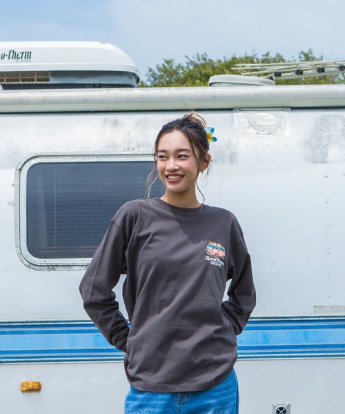 LOCALMOTION HAWAII(ローカルモーション ハワイ)の「ハワイ&リゾートバスサガラ刺繍ロングTシャツ(Tシャツ/カットソー・メンズ・チャコールグレー/ライトグレー・SMALL/X-LARGE/LARGE/MEDIUM)」の10枚目の写真