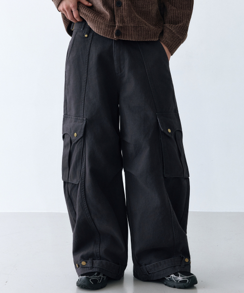 LXT（エルエックスティー）の「サイドバックルコットンカーゴワイドパンツ[チャコール]（その他パンツ・レディース・その他・X-LARGE/LARGE/MEDIUM/XX-LARGE）」の3枚目の写真