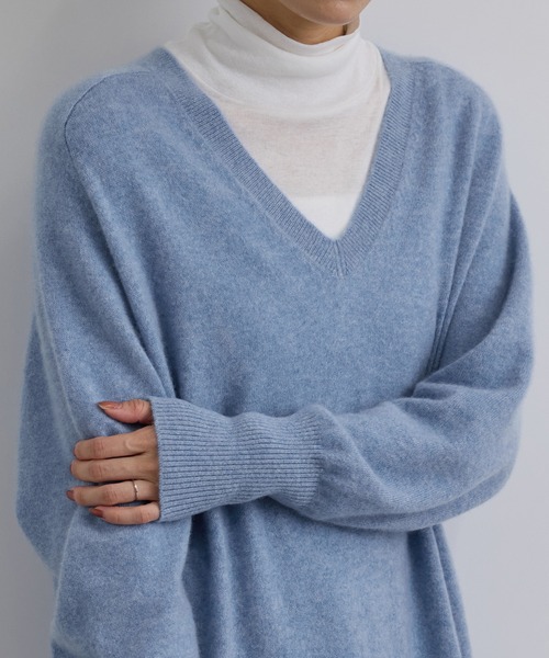 SALON adam et rope'(サロン アダム エ ロペ)の「カシミヤニットワンピース(ワンピース・レディース・ネイビー/レンガ/カーキ/ブルー系その他4・FREE)」の20枚目の写真
