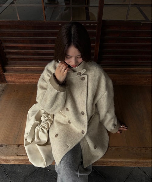 lawgy(ラウジー)の「2way collar contrast cuff double coat / 2wayカラーコントラストカフダブルコート(ステンカラーコート・レディース・ブルー系/オートミール/ミックスグレー・FREE)」の18枚目の写真