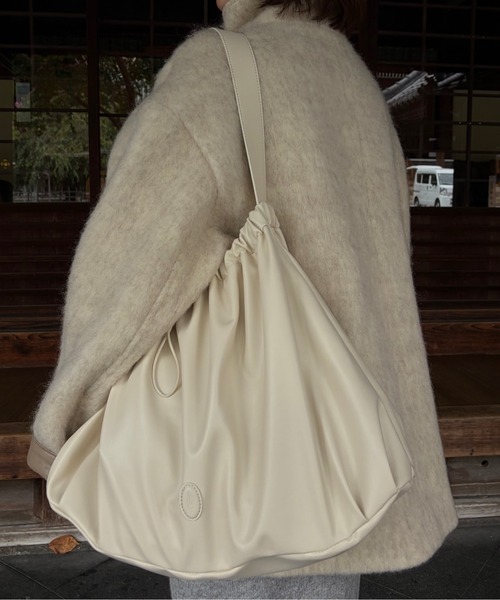 lawgy(ラウジー)の「2way collar contrast cuff double coat / 2wayカラーコントラストカフダブルコート(ステンカラーコート・レディース・ブルー系/オートミール/ミックスグレー・FREE)」の22枚目の写真