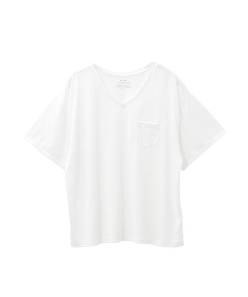 Newlyme（ニューリーミー）の「胸ポケット付きクルーネックorVネックTシャツ（Tシャツ/カットソー・レディース・アイボリー/ホワイト系その他/キャメル/マスタード/霜降りグレー/杢グレー/カーキ/ライトブラック/ボルドー/チャコールグレー/ベージュ系その他3/ブラック系その他3/ホワイト系その他4/その他4/ベージュ系その他4/ブラック系その他4/ブルー系その他4/グリーン系その他3/グレー系その他3/その他3/ピンク系その他4/グレー系その他4/グリーン系その他4/ホワイト系その他3/レッド系その他3/ピンク系その他3/ブルー系その他3/レッド系その他4/ブラック系その他6/レッド系その他6/ブルー系その他5/ブルー系その他6/ブラック系その他5/レッド系その他5/パープル系その他/パープル系その他2・FREE）」の5枚目の写真