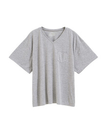 Newlyme（ニューリーミー）の「胸ポケット付きクルーネックorVネックTシャツ（Tシャツ/カットソー）」