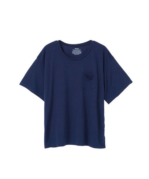 Newlyme（ニューリーミー）の「胸ポケット付きクルーネックorVネックTシャツ（Tシャツ/カットソー・レディース・アイボリー/ホワイト系その他/キャメル/マスタード/霜降りグレー/杢グレー/カーキ/ライトブラック/ボルドー/チャコールグレー/ベージュ系その他3/ブラック系その他3/ホワイト系その他4/その他4/ベージュ系その他4/ブラック系その他4/ブルー系その他4/グリーン系その他3/グレー系その他3/その他3/ピンク系その他4/グレー系その他4/グリーン系その他4/ホワイト系その他3/レッド系その他3/ピンク系その他3/ブルー系その他3/レッド系その他4/ブラック系その他6/レッド系その他6/ブルー系その他5/ブルー系その他6/ブラック系その他5/レッド系その他5/パープル系その他/パープル系その他2・FREE）」の22枚目の写真