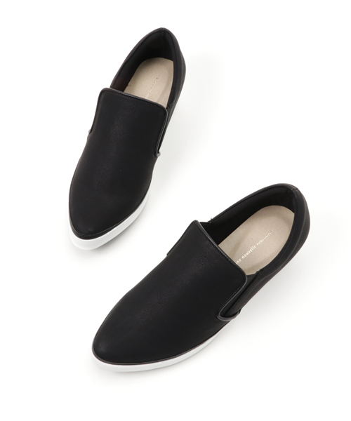 LBC（エルビーシー）の「インヒールトンガリスリッポン（スリッポン・レディース・ベージュ/ブラック/オリーブ/ネイビー・MEDIUM/LARGE）」の8枚目の写真