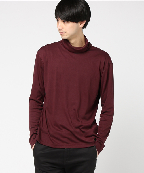 AMERICAN RAG CIE（アメリカンラグシー）の「スムース タートルネック カットソー（Tシャツ/カットソー・メンズ・オフホワイト/ベージュ/バーガンディー/ネイビー・1/2）」の18枚目の写真