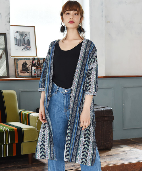 Luz Llena（ラズレナ）の「ネイティブ柄シャツシャツワンピース（シャツワンピース・レディース・レッド/ブルー・MEDIUM）」の2枚目の写真
