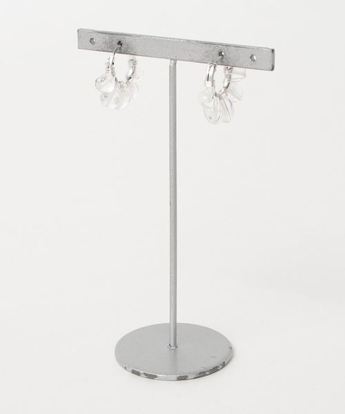 tone(トーン)の「【marinaJEWELRY】SV925SF/Crystal Quartz fringe wrapped pierced earring(ピアス(両耳用)・レディース・その他・S)」の4枚目の写真