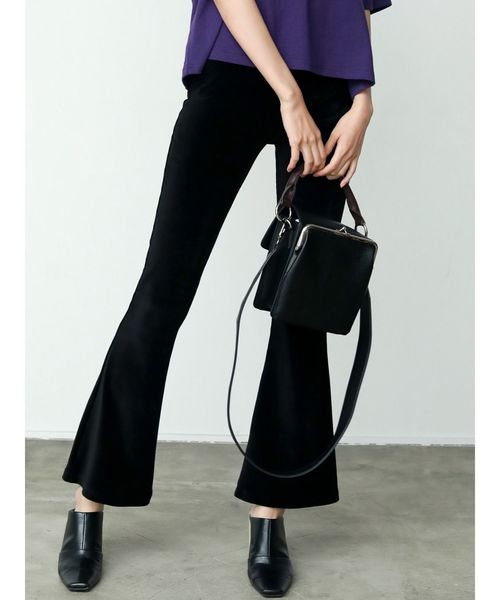 EMODA（エモダ）の「コーデュロイフィットパンツ（その他パンツ・レディース・ブラック/カーキ/キャメル・FREE）」の2枚目の写真