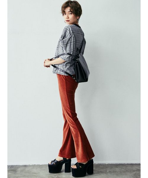 EMODA（エモダ）の「コーデュロイフィットパンツ（その他パンツ・レディース・ブラック/カーキ/キャメル・FREE）」の7枚目の写真