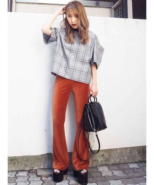 EMODA（エモダ）の「コーデュロイフィットパンツ（その他パンツ・レディース・ブラック/カーキ/キャメル・FREE）」の14枚目の写真