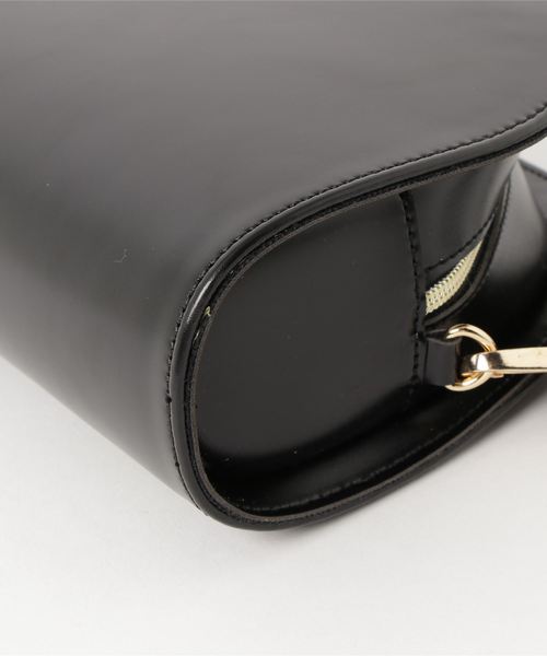 VENCEEXCHANGE（ヴァンスエクスチェンジ）の「ハーフサークルショルダーバッグ（ショルダーバッグ・レディース・ブラック/ダークブラウン/ライトブラウン・FREE）」の5枚目の写真