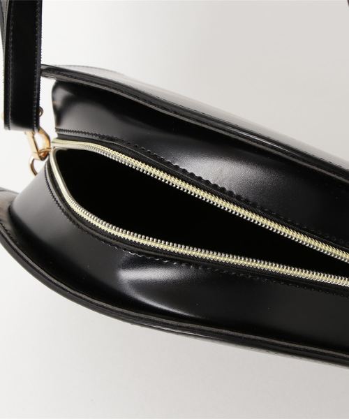 VENCEEXCHANGE（ヴァンスエクスチェンジ）の「ハーフサークルショルダーバッグ（ショルダーバッグ・レディース・ブラック/ダークブラウン/ライトブラウン・FREE）」の6枚目の写真