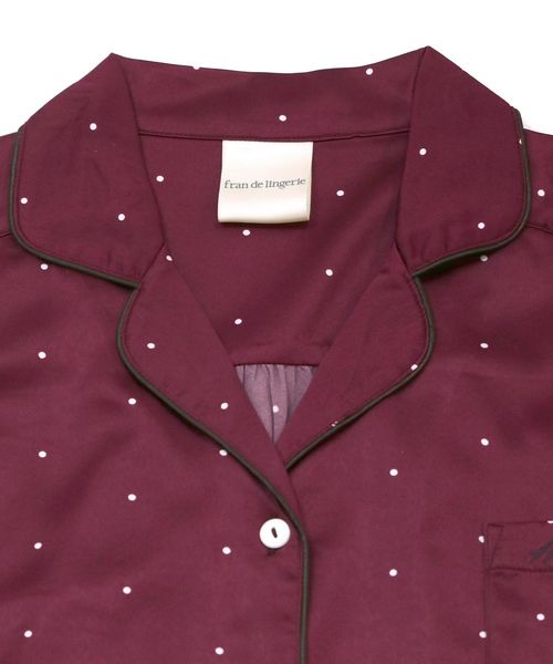 fran de lingerie（フランデランジェリー）の「milky-satin ミルキーサテン 長袖シャツ上下セット（ルームウェア/パジャマ・レディース・ネイビー/ブラウン/オフホワイト/ピンク/ワイン/グレー/ダークブルー/サーモンピンク/ボルドー/コーラルピンク/ブルーグリーン/ブルーパープル・M-L）」の19枚目の写真