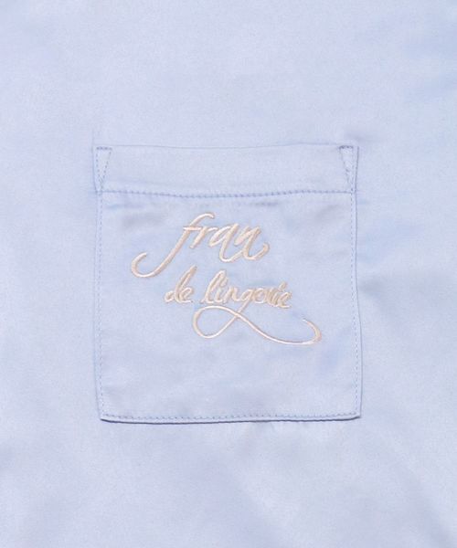 fran de lingerie（フランデランジェリー）の「milky-satin ミルキーサテン 長袖シャツ上下セット（ルームウェア/パジャマ・レディース・ネイビー/ブラウン/オフホワイト/ピンク/ワイン/グレー/ダークブルー/サーモンピンク/ボルドー/コーラルピンク/ブルーグリーン/ブルーパープル・M-L）」の16枚目の写真
