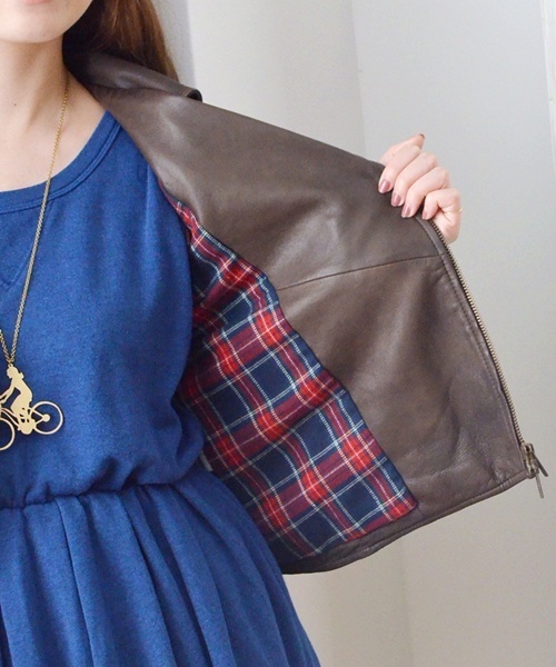 Khaju（カージュ）の「Khaju:ラムレザーライダース□（ライダースジャケット・レディース・ブラック/ブラウン・36/38）」の6枚目の写真