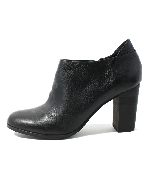 BEAUTY&YOUTH UNITED ARROWS（ビューティーアンドユースユナイテッドアローズ）の「BYSF DOLCE VITA レザーアンクルブーツ 7.0 ◆（ブーツ・レディース・ブラック・6/7/8）」の2枚目の写真