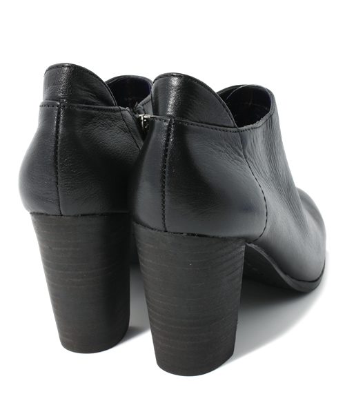 BEAUTY&YOUTH UNITED ARROWS（ビューティーアンドユースユナイテッドアローズ）の「BYSF DOLCE VITA レザーアンクルブーツ 7.0 ◆（ブーツ・レディース・ブラック・6/7/8）」の4枚目の写真