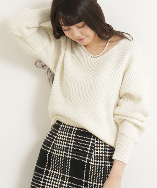 N.(N. Natural Beauty Basic)(エヌエヌナチュラルビューティーベーシック)の「タックスリーブアゼニット(ニット/セーター・レディース・ホワイト/ネイビー/イエロー・MEDIUM)」の1枚目の写真